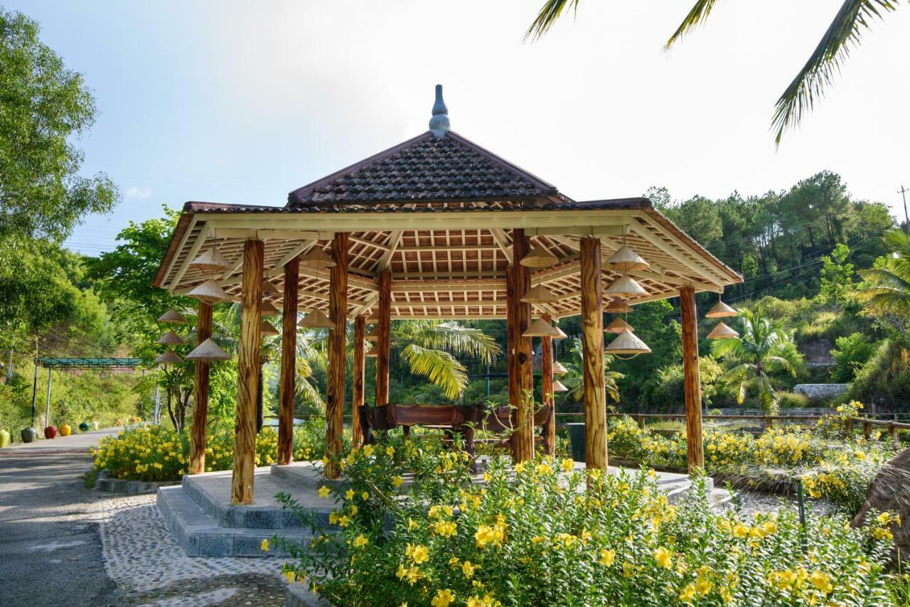 Sankofa Village Hill Resort & Spa Hue Exterior foto